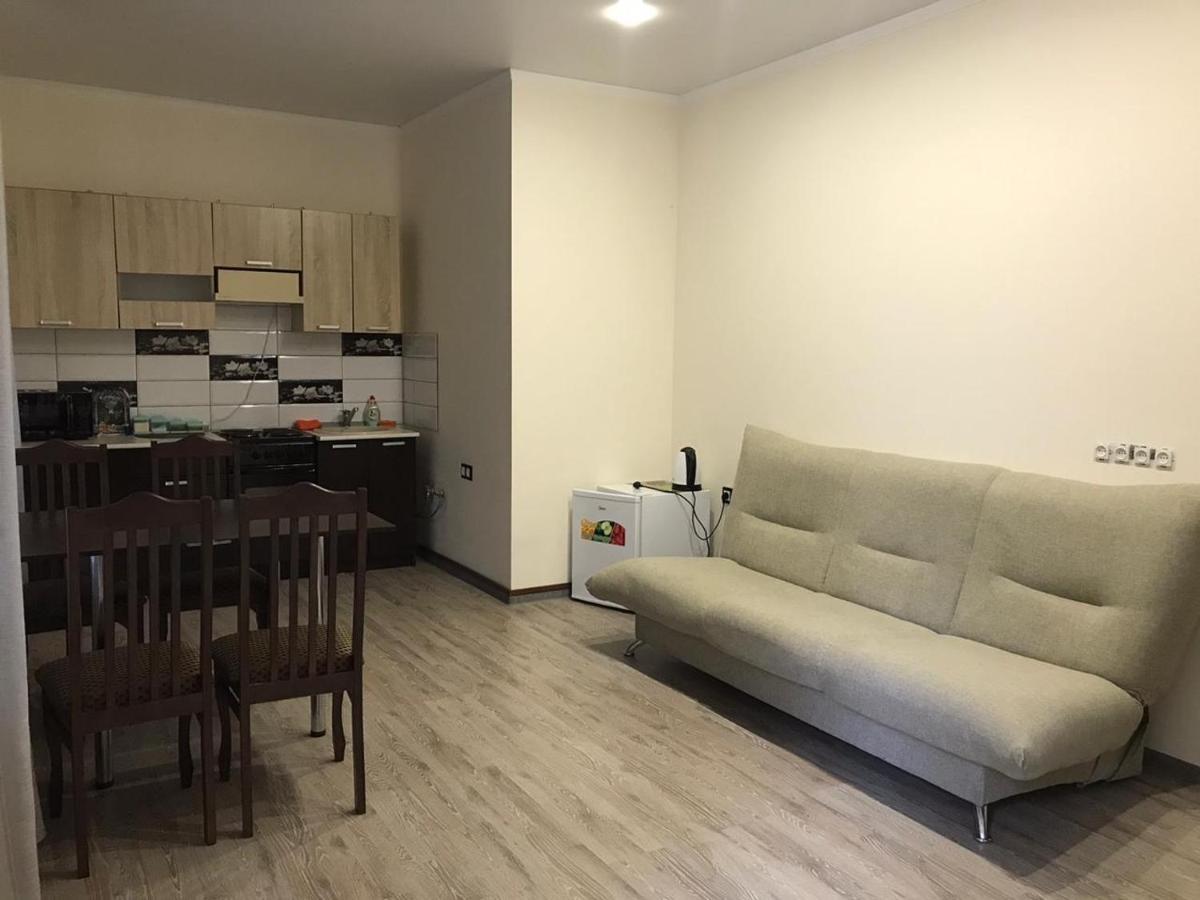 Hotel Apra 皮聪达 外观 照片